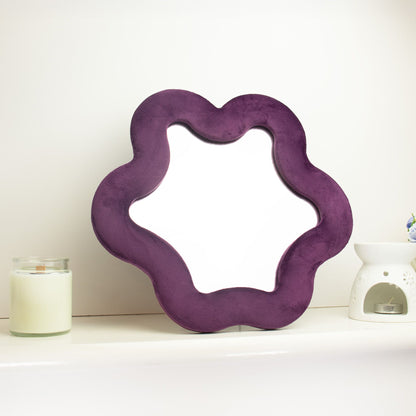 Soft Squiggly Mirror – Star – Mauve (33 x 31 x 2.3cm)